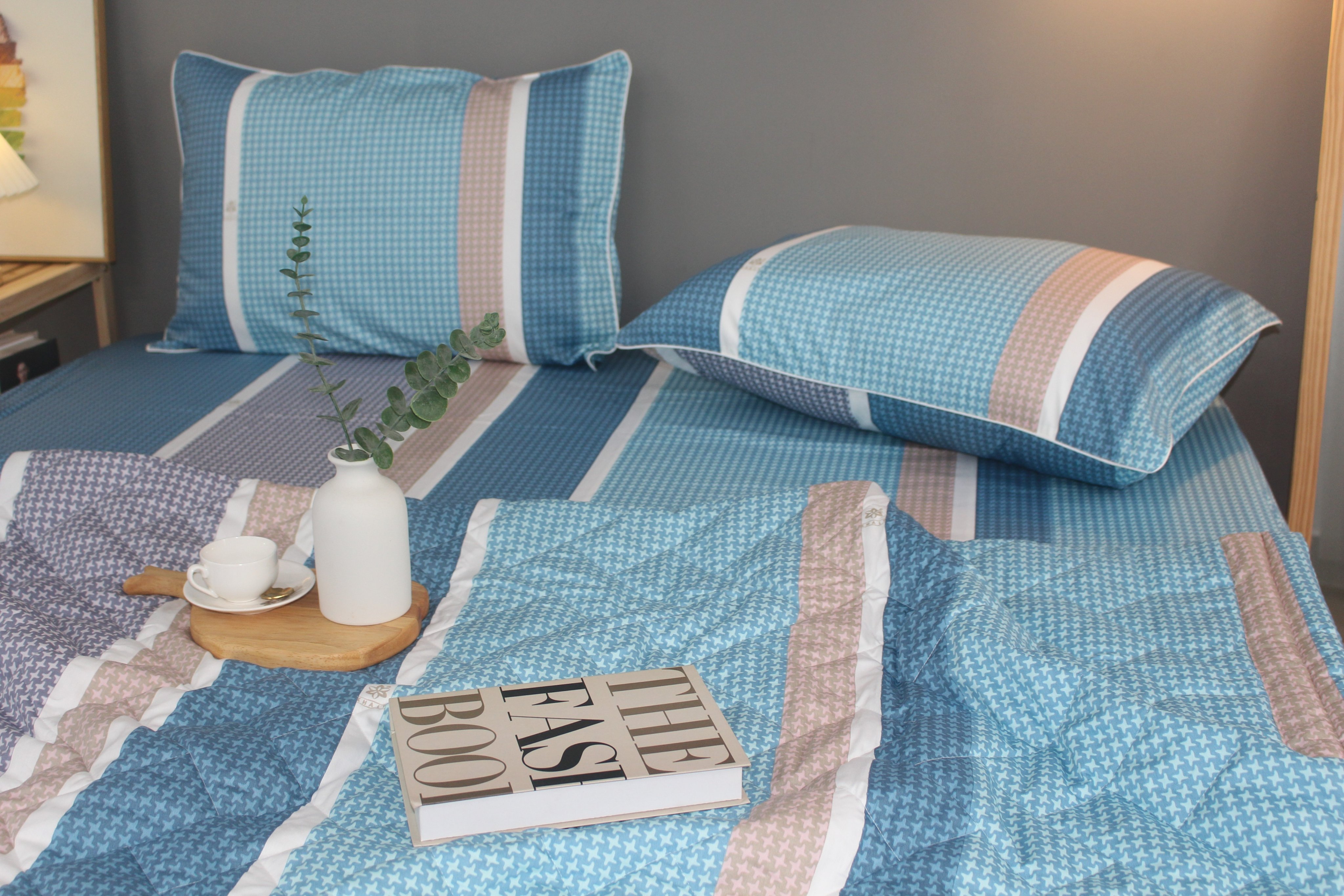 Bộ drap gối KHA LY - 100% cotton thiên nhiên Sọc Nhí-Xanh